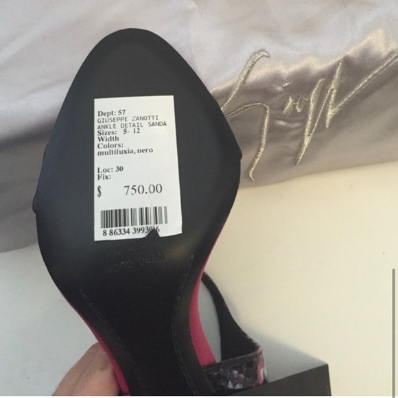 ✨ GIUSEPPE ZANOTTI Stiletto sandals 🎉HP🎉 - Picture 5 of 8